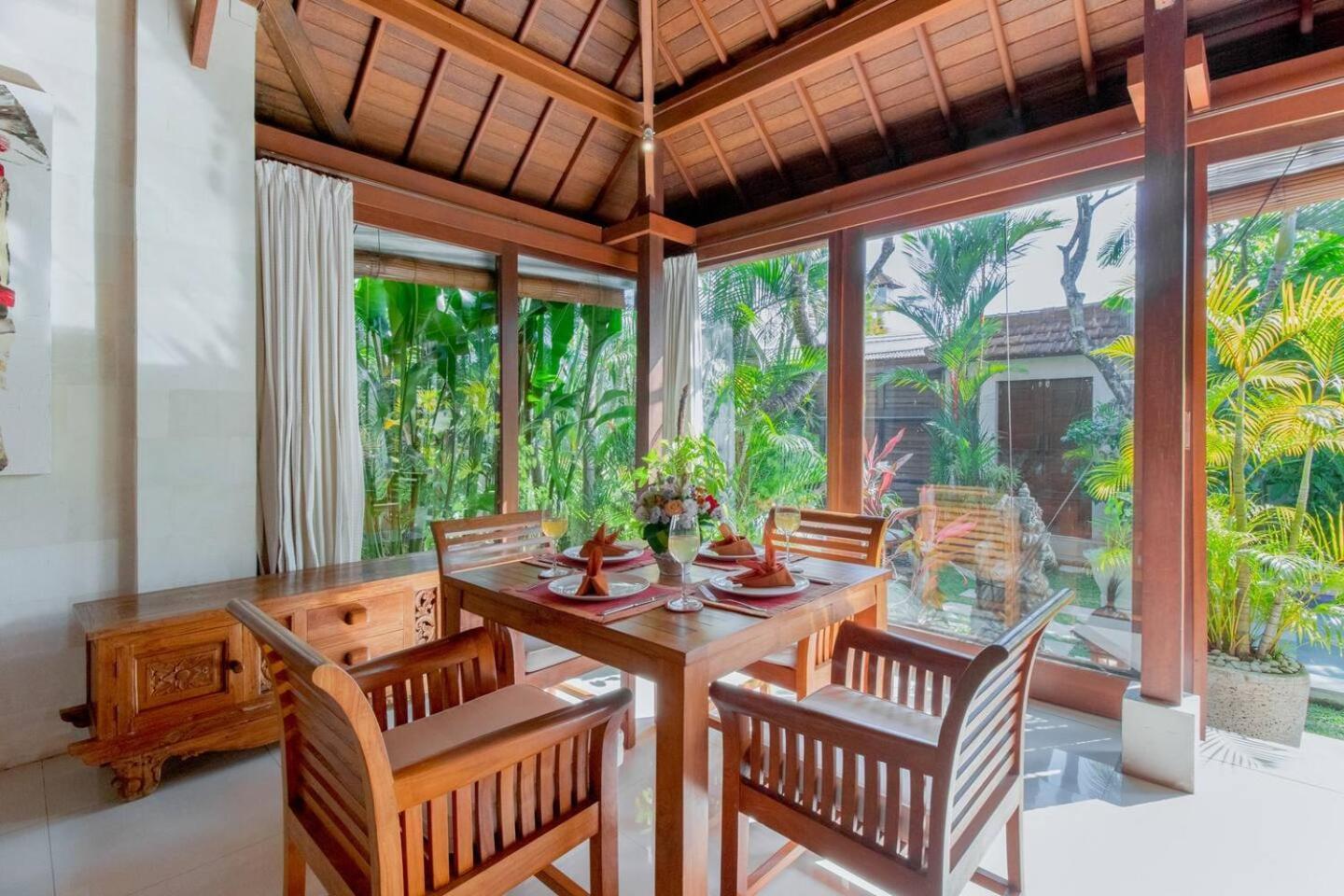 فيلا Heart Of Seminyak, 2Br, Sleeps 4, Walk To Bintang المظهر الخارجي الصورة